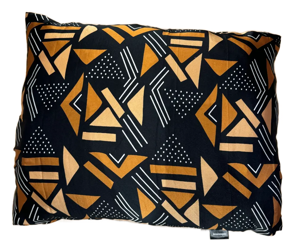 Nappy Chic Pack - 1 Silk pillowcase (rectangular), 1 satin bonnet, 1 silk scrunchie, 1 chiffon scarf