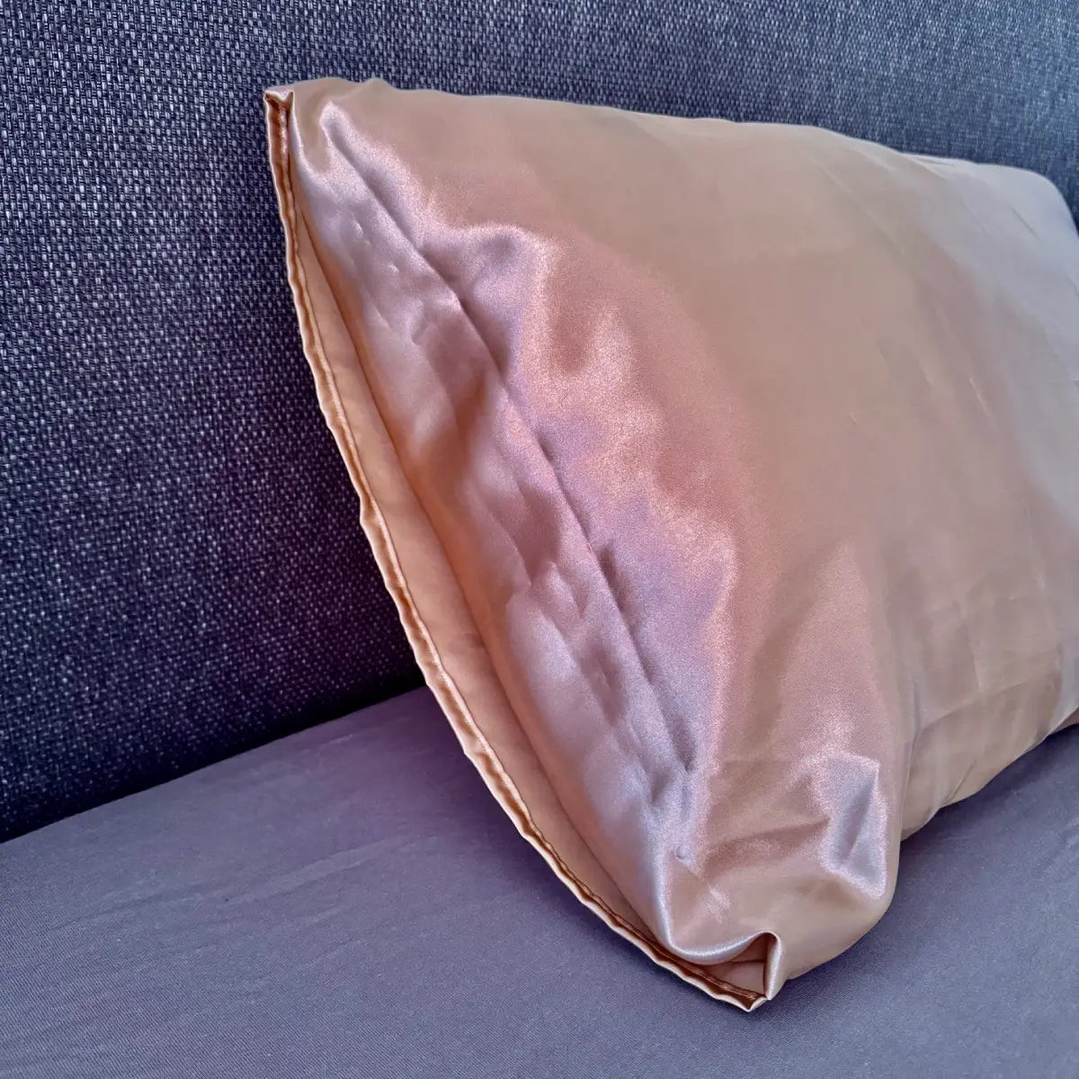 Taie d'oreiller en satin "Cappuccino"