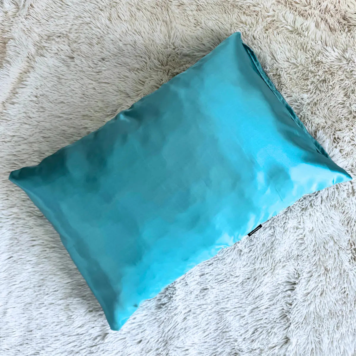 Taie d'oreiller en satin "Bleu ciel"